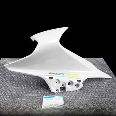 春风250Sr乐趣版大灯左右保护Cf250-6外壳保护塑料部件偏转器