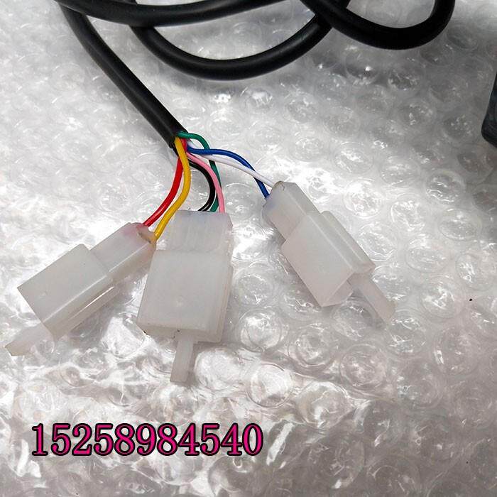 电动车36V48V电门锁液晶屏带电量显示加速器速度码表里程调速转把
