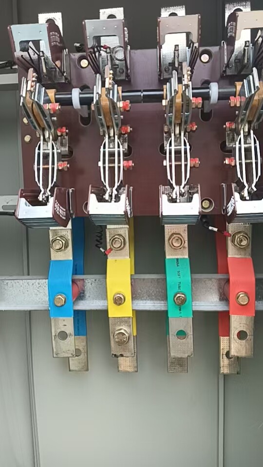 3月27日金华处置动力柜2台，可以二次利用（义乌）打包处理网络拍卖公告