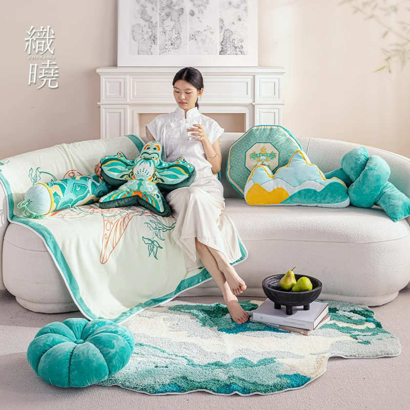 新中式创意客厅沙发靠枕中国风纸鸢刺绣抱枕轻奢高级感法式靠背垫