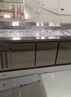 奶茶店咖啡店多功能操作台饮品台台面挖孔沙拉台冰箱制冷水吧