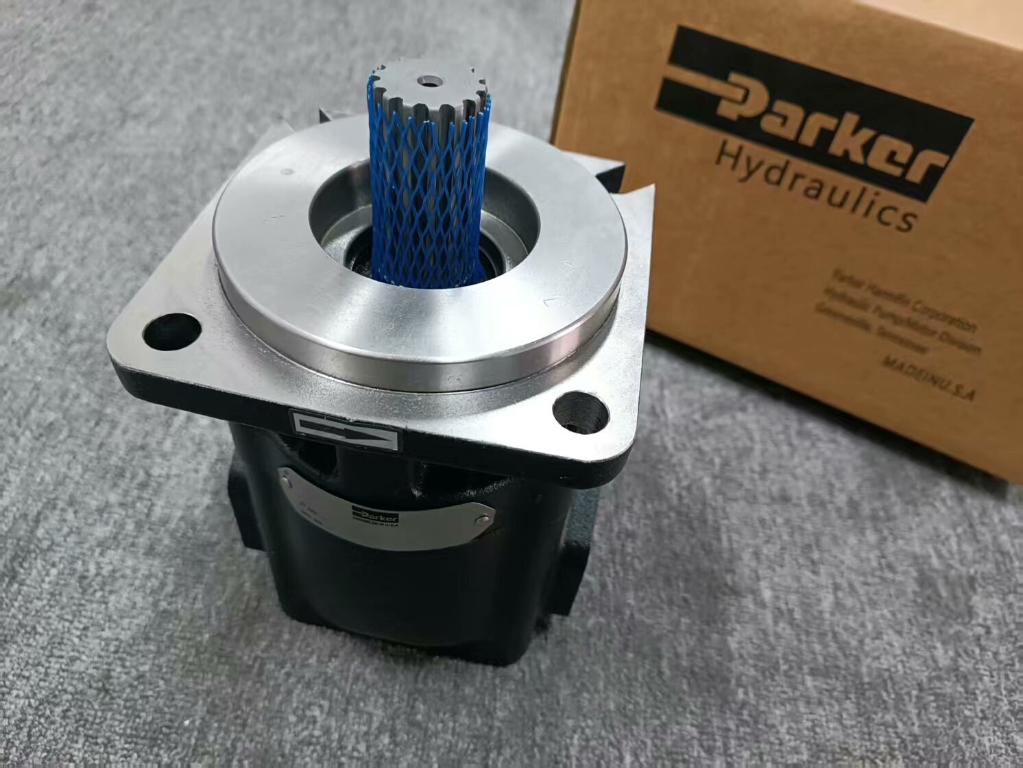 派克左旋P25齿轮泵