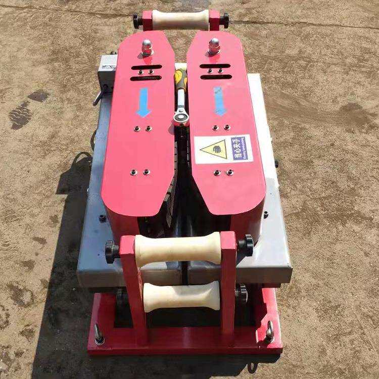 DSJ-180可调速电缆敷设牵引机输送机 天然橡胶耐用胶块 双电压220