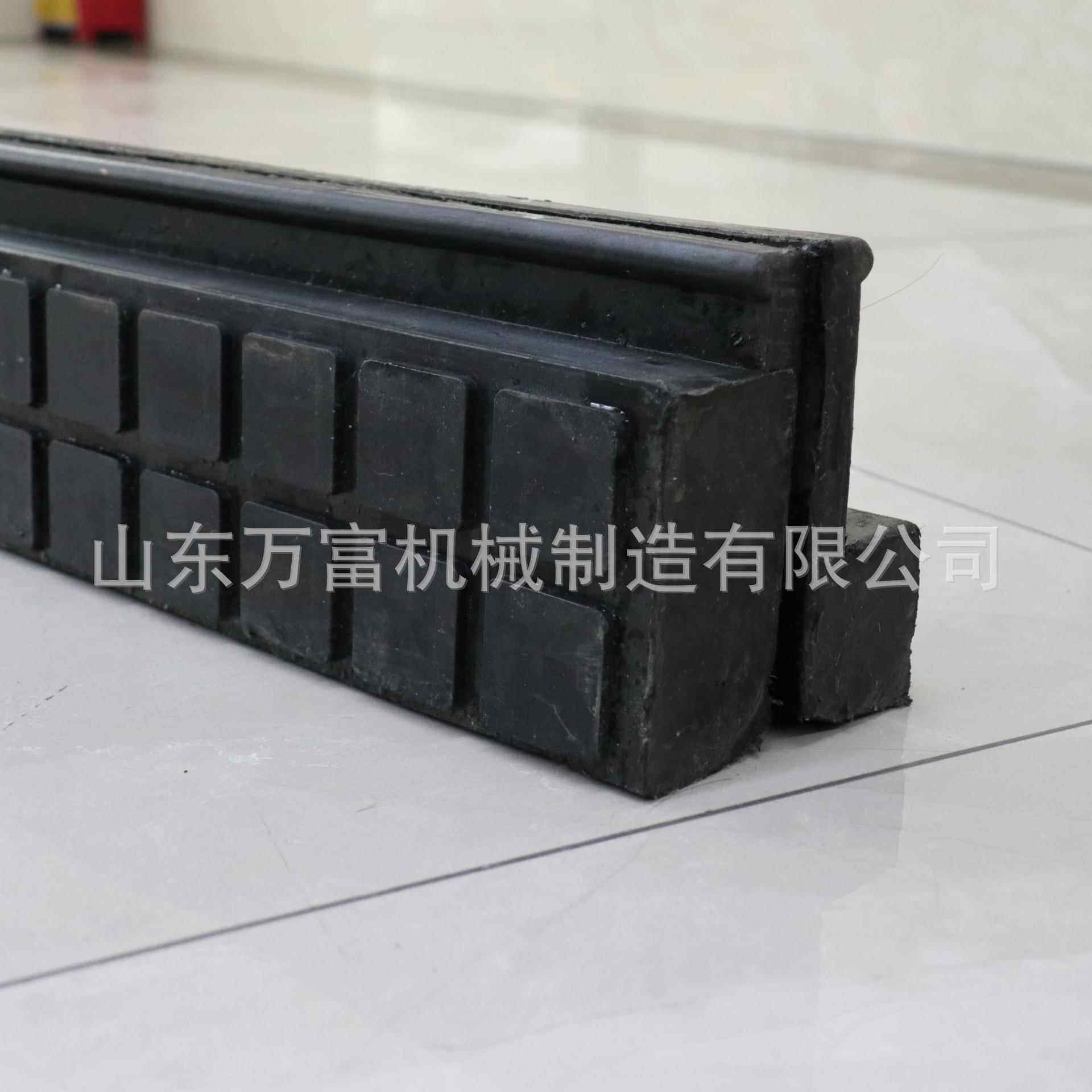 TWH铁路P5橡胶垫耐板三型带0护轨用橡胶道口板新耐磨高压平交道口
