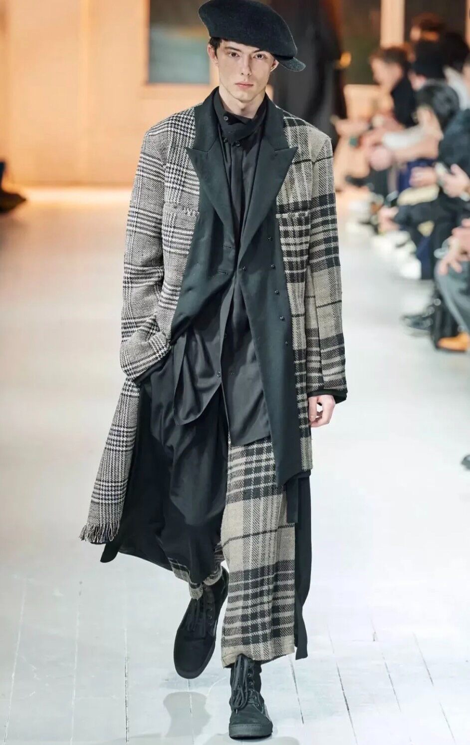 Yohji Yamamoto 20aw Double-Breasted Plaid Coat — label