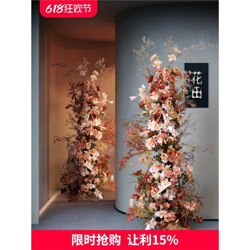 复古系花艺装饰橱窗门口大型挂花真插花成品网红背景花墙壁花草