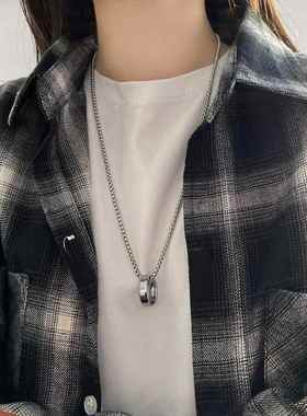 秋冬高级感毛衣链大气高档高级感钛钢戒指项链女ins潮嘻哈个性情