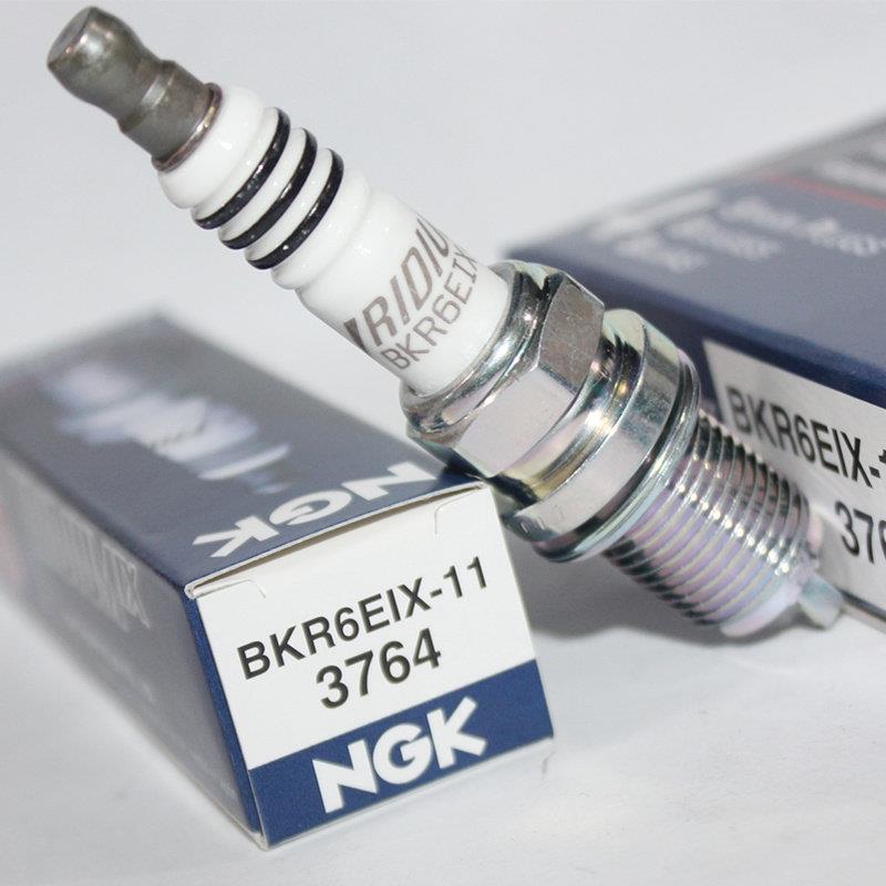 NGK铱金火花塞BKR6EIX-11 3764适用凯越乐风乐骋雨燕天语SX4尚悦