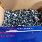 自攻钢螺钉头不锈钢六无品牌 角打孔钻尾自攻扁头国外标镀锌彩尖瓦