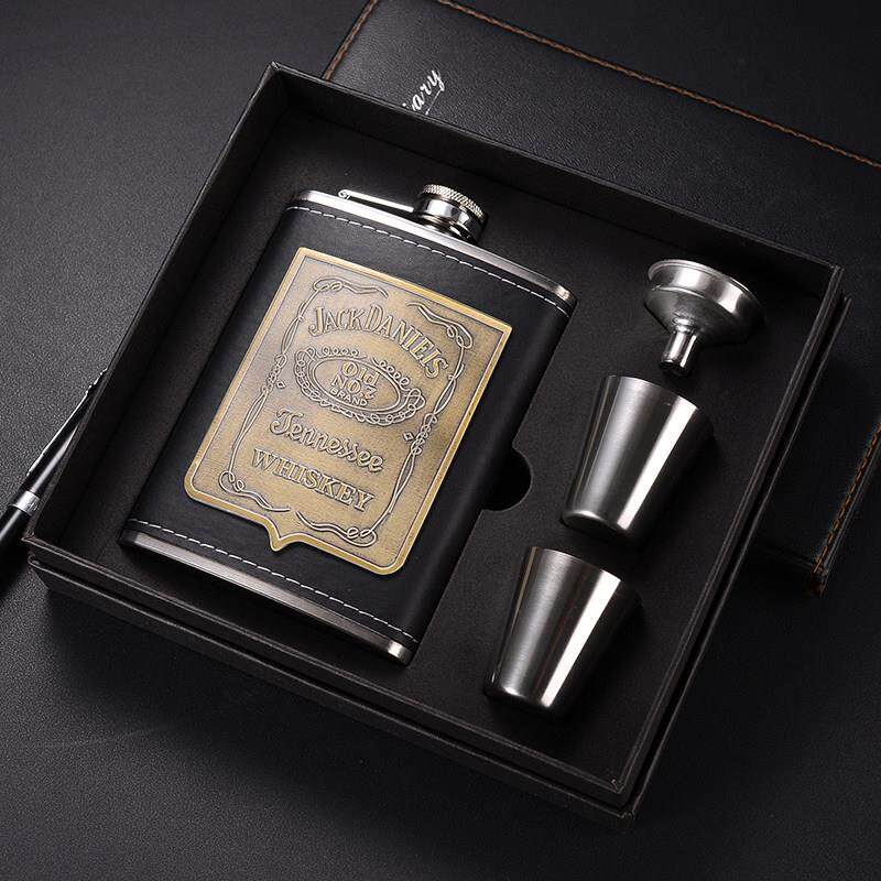德国精工不锈钢酒壶随身加厚扁酒壶户外便携式酒瓶装白酒半斤迷你