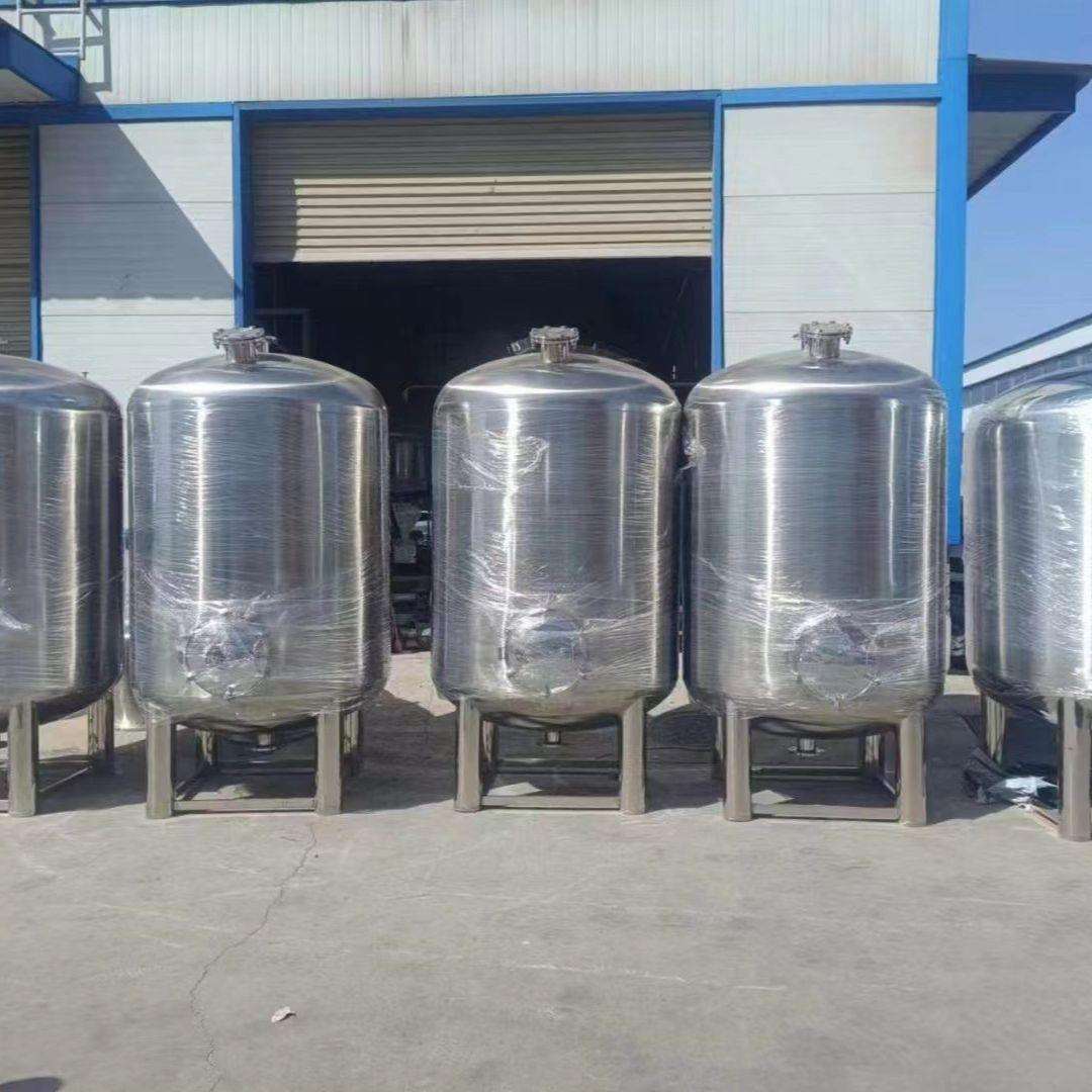 厂家304不锈钢水箱储水罐液体储运罐封头水箱锥形水箱方形水箱1吨