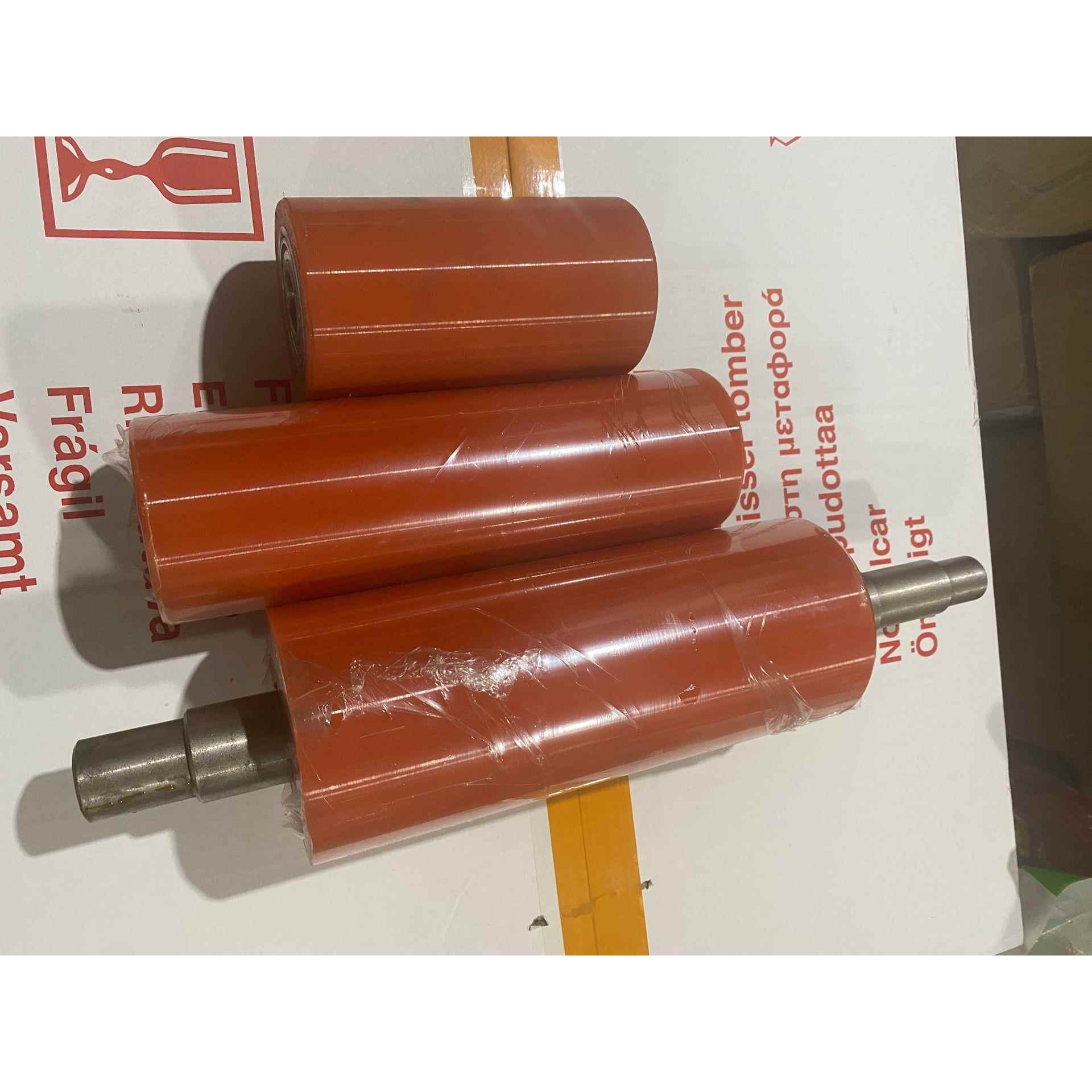 铝材贴膜机导向轮输送带包胶轮贴合轮聚氨酯pu胶辊可定做