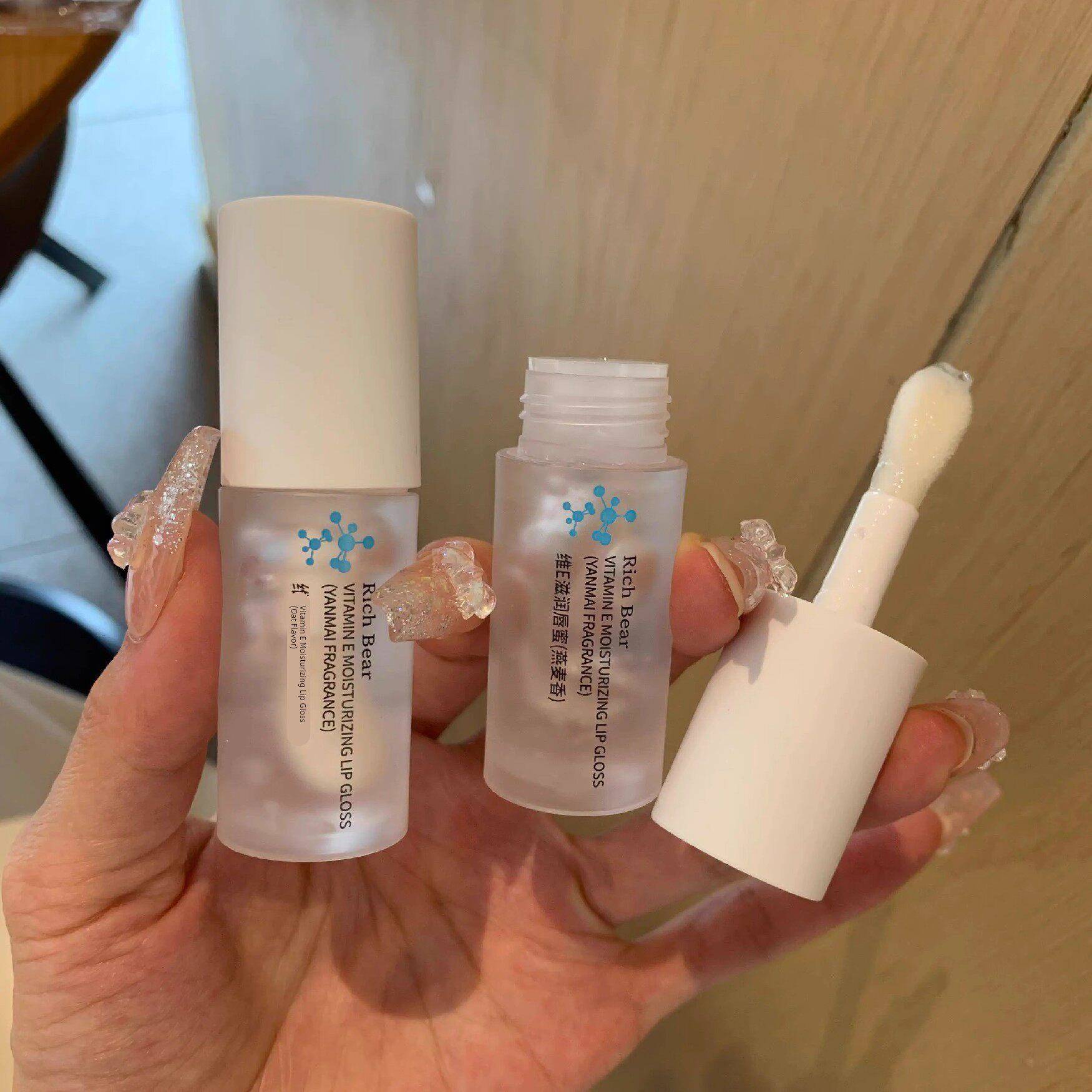 富熊维他命E滋润润唇膏燕麦香氛唇精华唇油滋润唇纹润唇膏