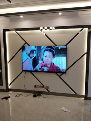 质量对比康佳65G7U和海信HZ65E52A电视入手哪款更好，区别优缺点对比揭秘是？