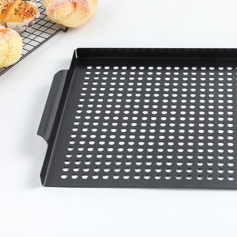 新款直销现货冲孔长方型烤盘 烧烤煎盘烧烤工具不粘户外冷却烧烤