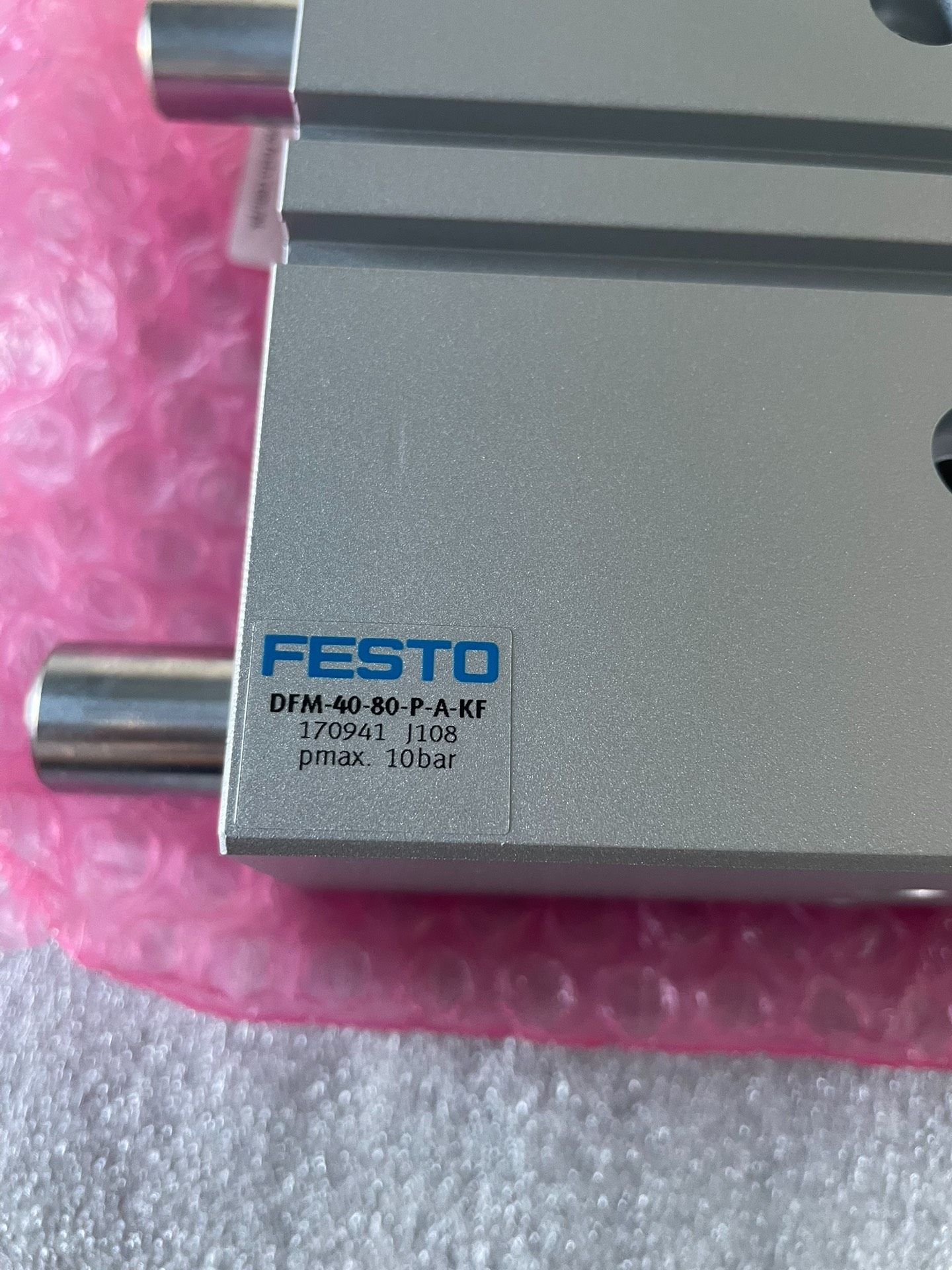 FESTO费斯托气缸，型号DFM-40-80-P-A-KF，