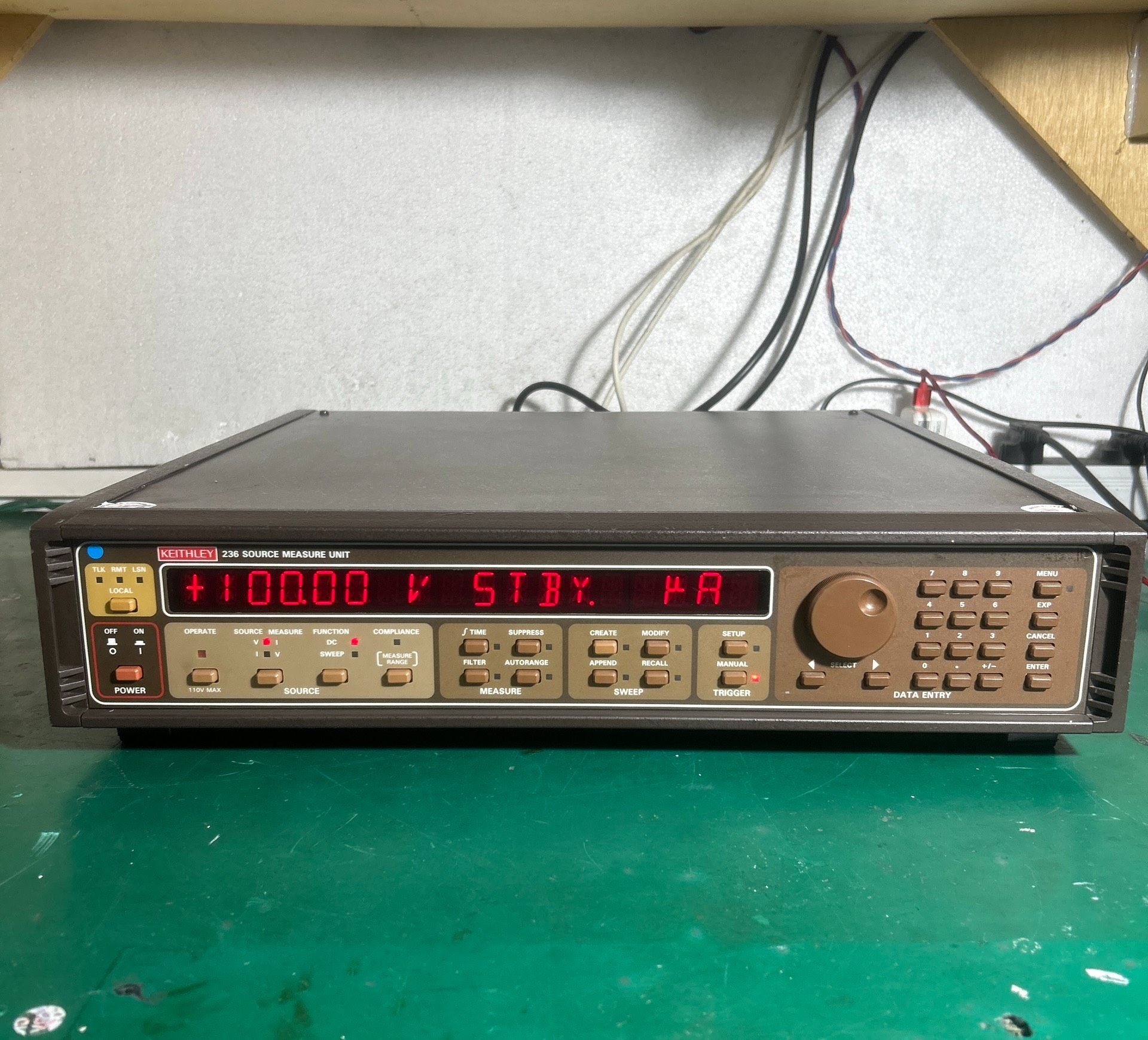 吉时利 Keithley 236 源测量单元，功能全部正常，
