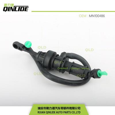 离合器总泵离合器主缸欧蓝德2345A0252345A041塑料离合器泵