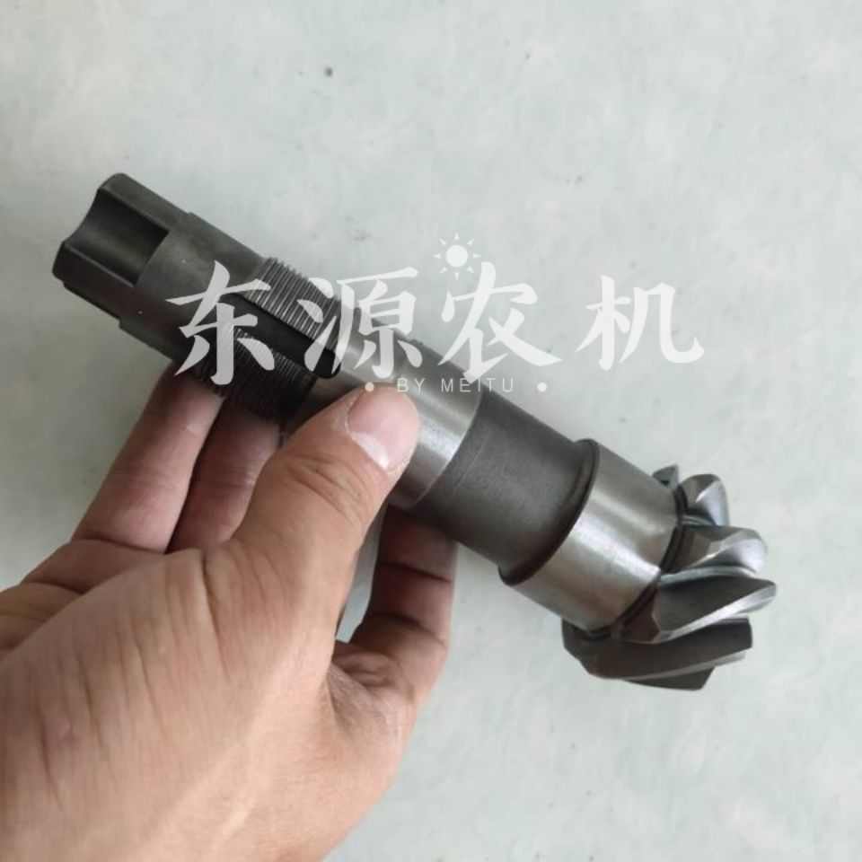 沃德沃得奥龙拖拉机配件554/704前桥中间传动齿轮轴 主动齿小二轴