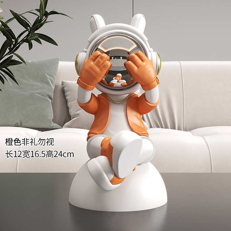 乔迁客厅坐姿摆件酒柜小不说听电视柜礼品装饰品不不看太空人玄关