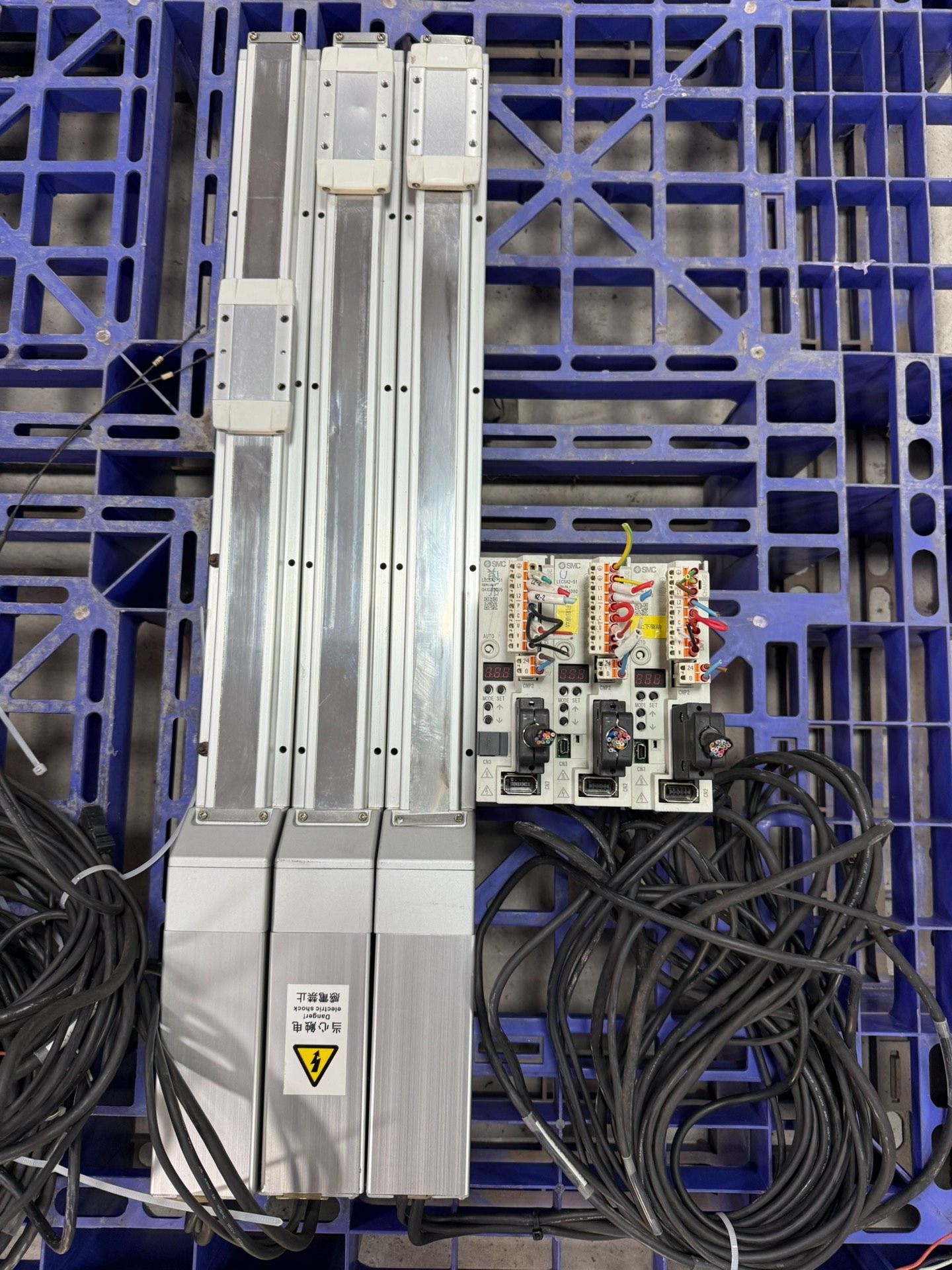 SMC电缸套装型号LEFS25S2A-400B-R5A2H，