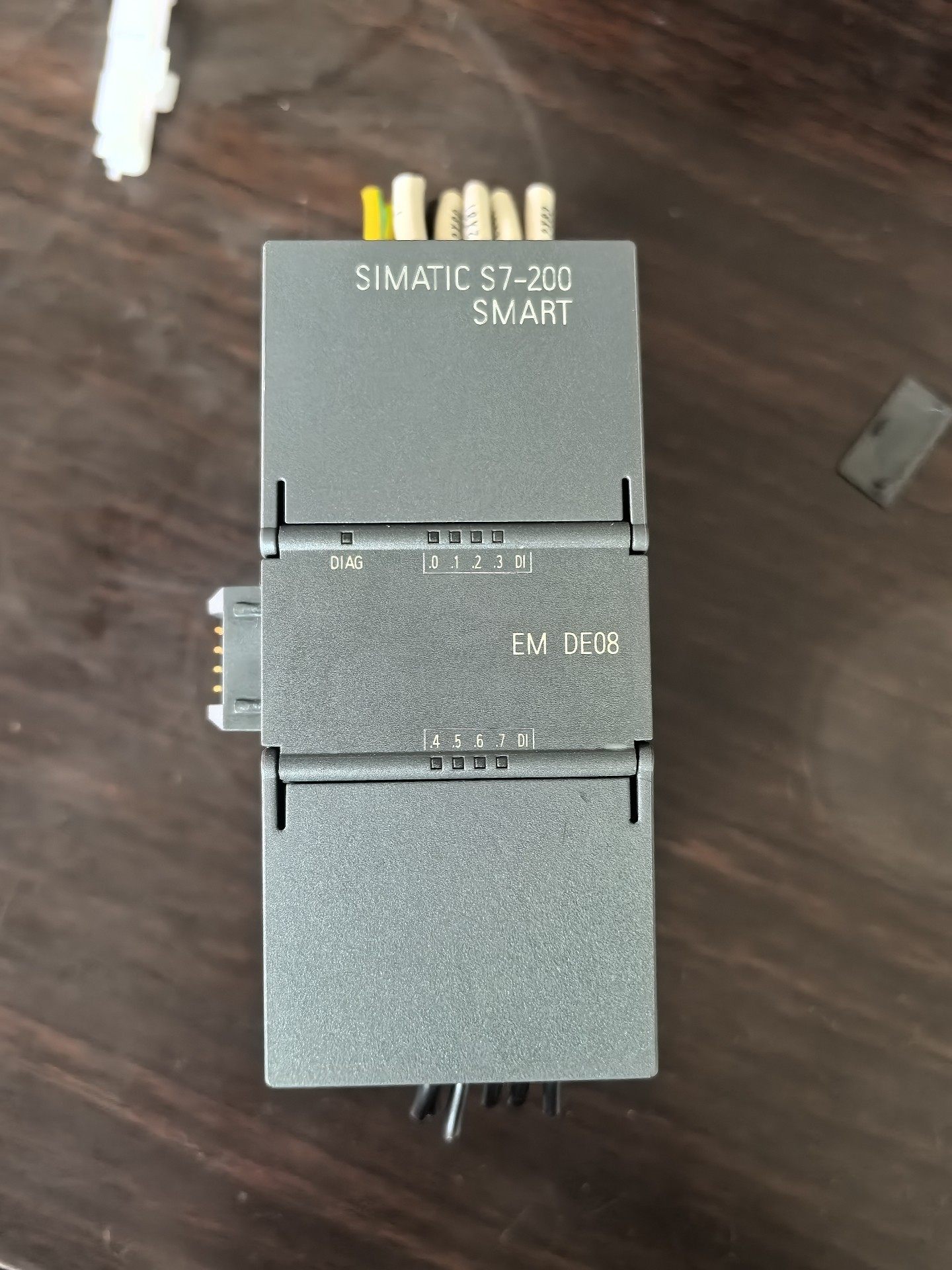 西门子DE08模块，型号6ES7 288-2DE08-0AA