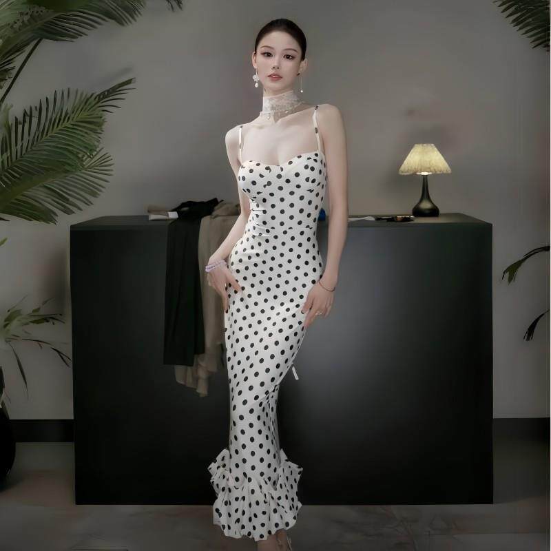 GirlsAt18 法式波点花苞吊带洋装女夏季新款性感修身礼服裙长裙