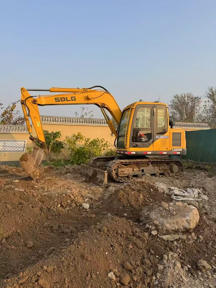 12月1日北京临工85挖掘机网络拍卖公告