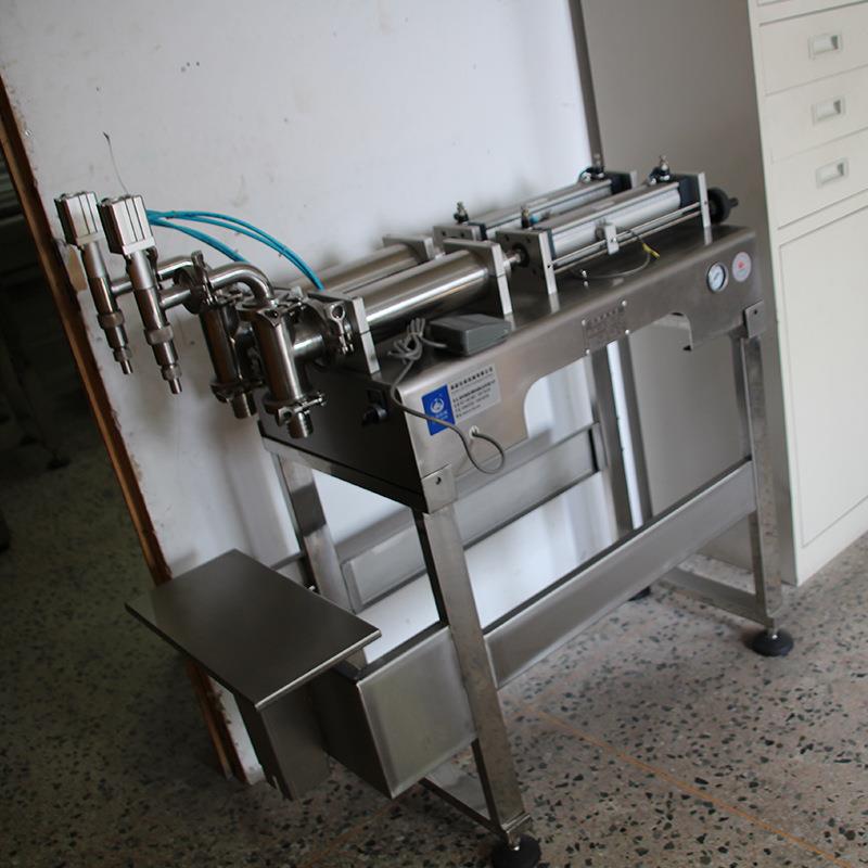 中配落地式卧式双液气动膏体灌装机 饮料灌装机 汽车自补液灌装机