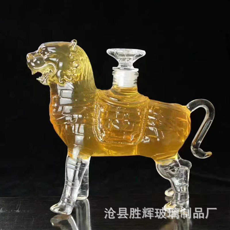 创意狮子玻璃酒瓶异形工艺酒瓶750ml动物酒瓶泡酒高硼玻璃空酒瓶