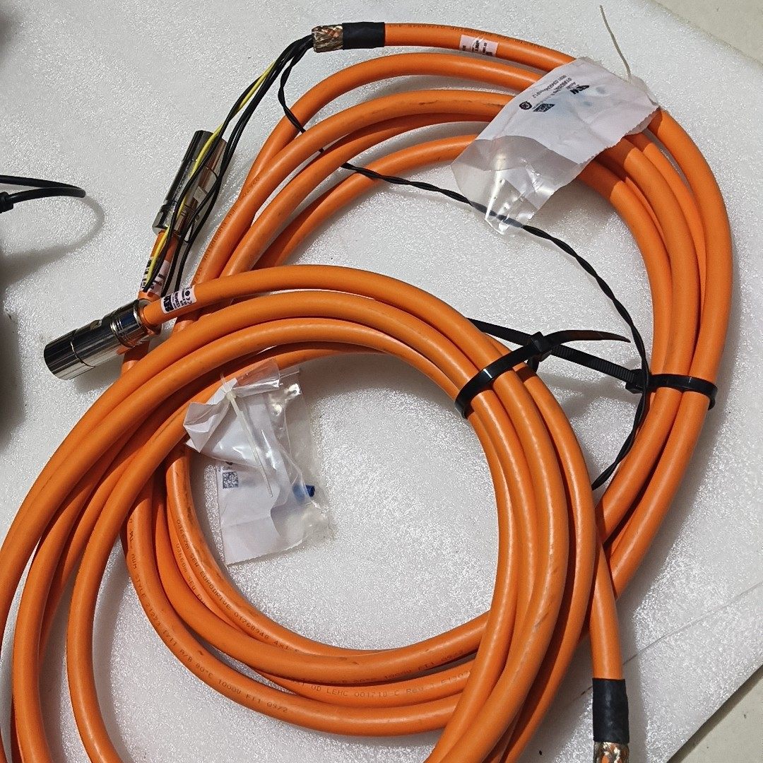 SEW线缆，13354388，全新闲置两根，（5米）标价是单