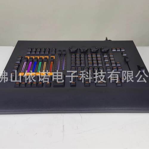 舞台灯光控台MA2命令翼RGB电动推杆Command wing on pcDMX512控台