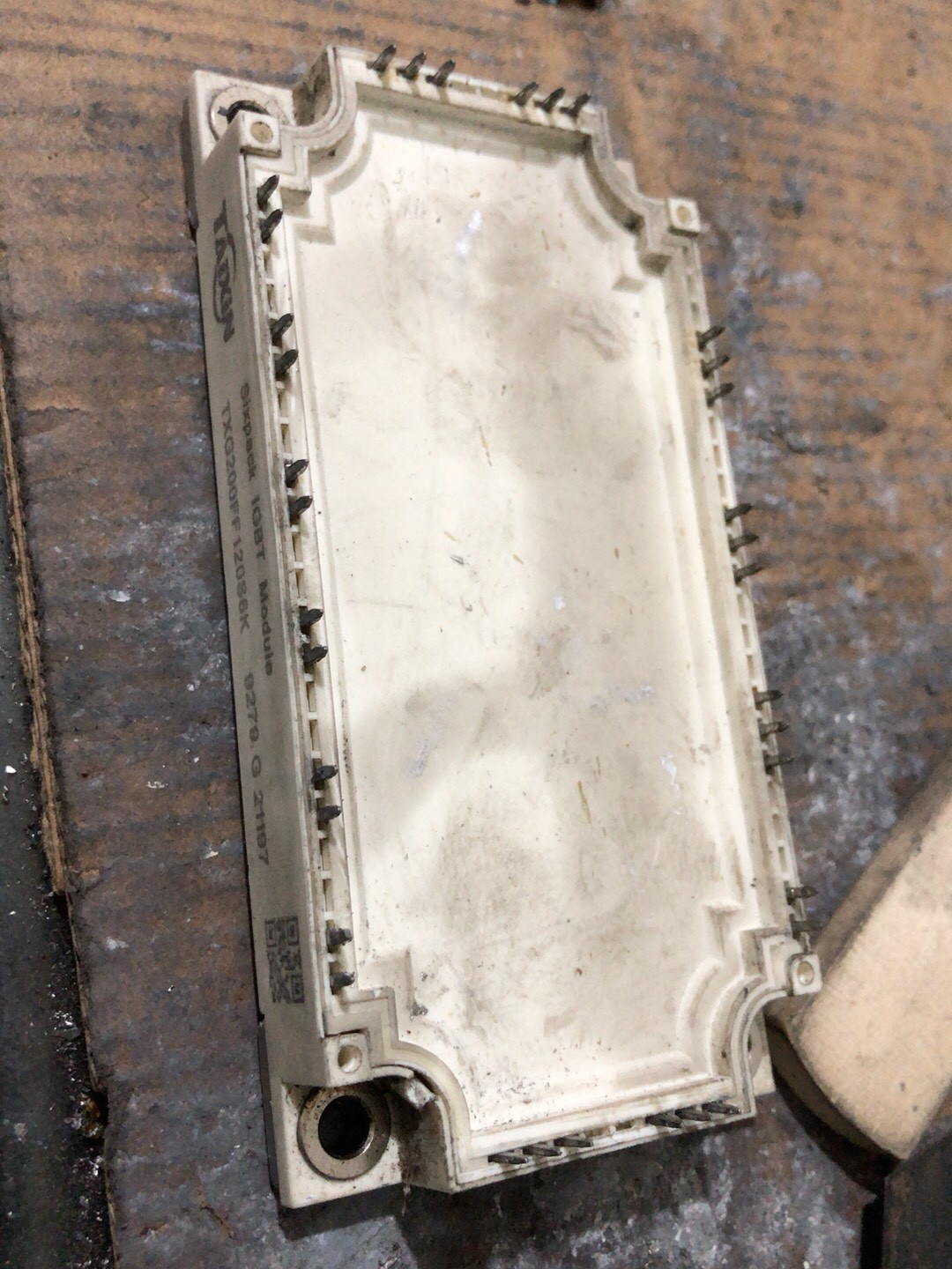 txg200ff120s6k、200a、6单元。可代替ff2