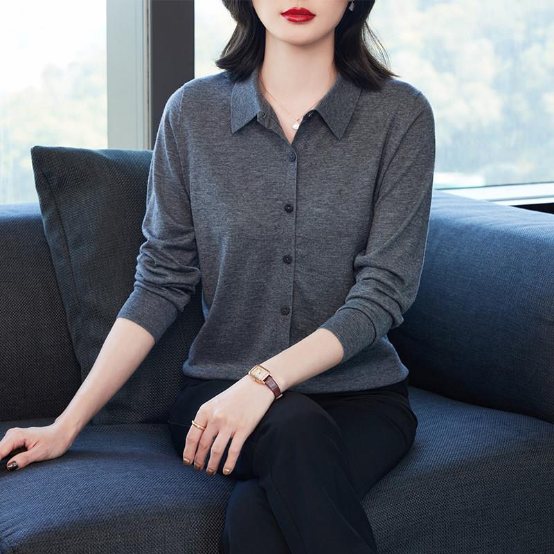 中老年妈妈装翻领针织衫女开衫短款毛衣外套薄宽松大码女装羊毛衫