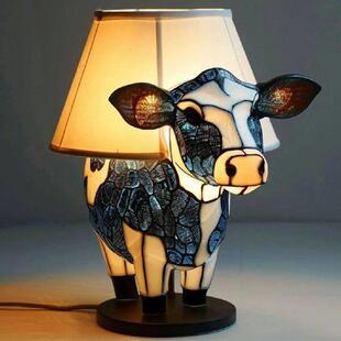 Stylish Home Furnishings Creative Resin Cow Desk Lamp For