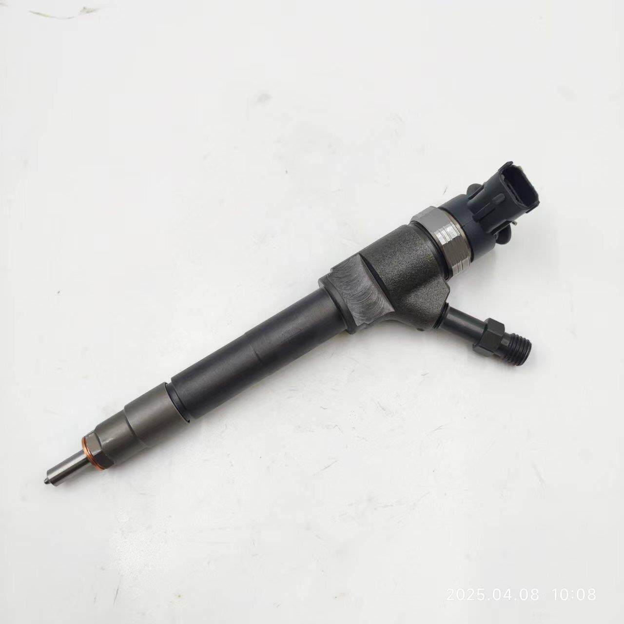 适用马自达BT50 WL 2.5L电喷共轨喷油嘴总成 0445110250