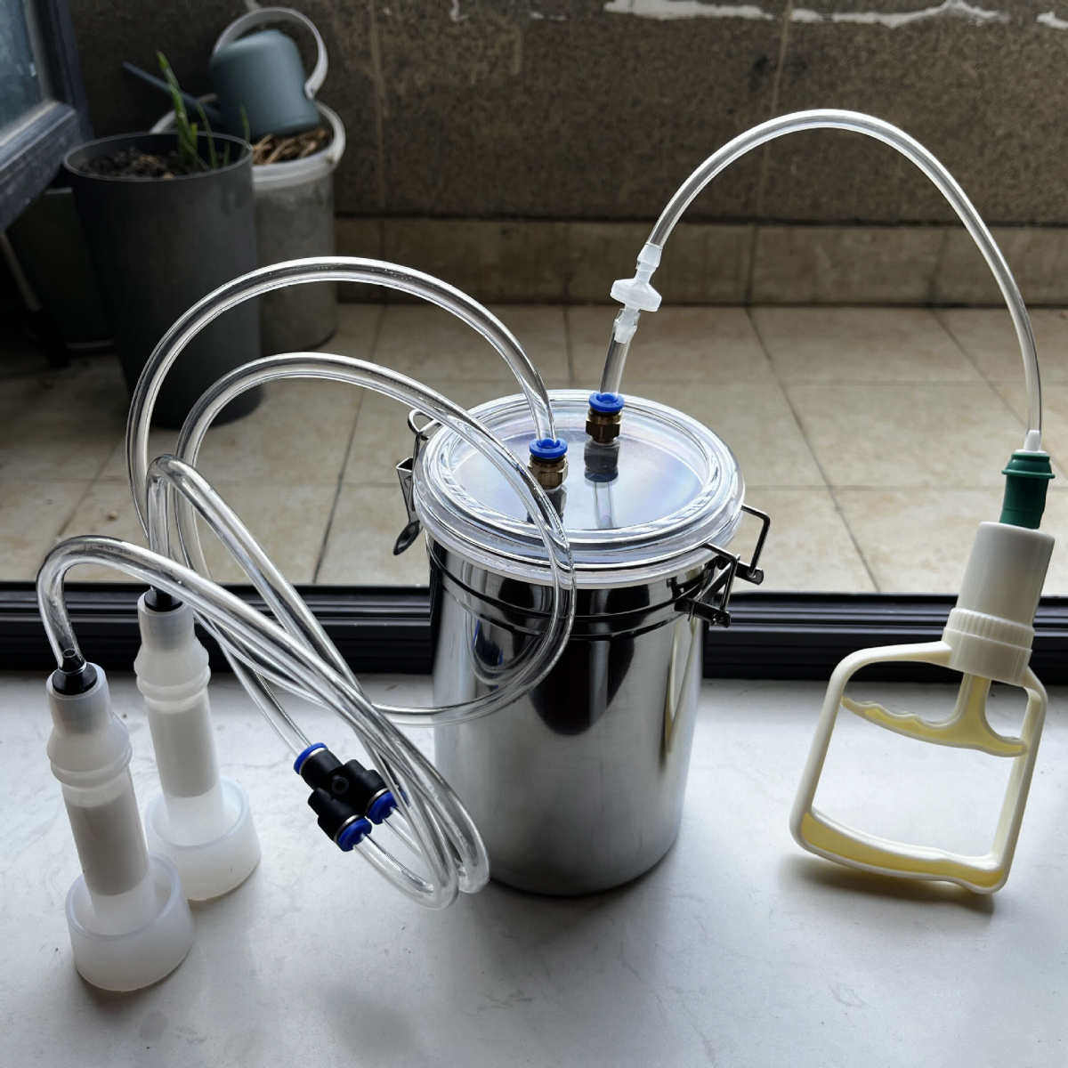 手动小型挤羊奶器吸羊奶机器家用羊用易操作不锈钢2L工具