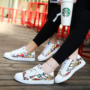2025新款春季男鞋韩版百搭涂鸦板鞋女一对印花鞋子透气情侣ins潮