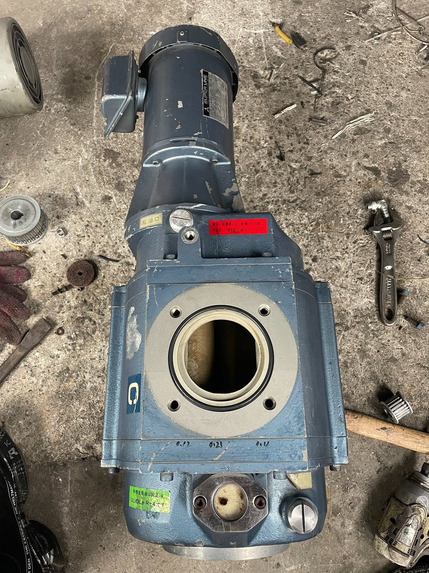 爱发科PMB003罗茨泵，三相200v，运费到付