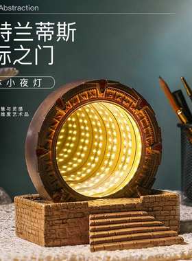 跨境新品电影收藏星际之门发光树脂工艺品装饰品创意小摆件
