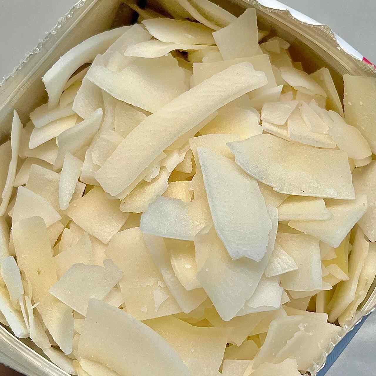 泰国椰子片烘烤椰子片香脆椰子片椰子脆片冻干椰子片椰肉片椰肉干