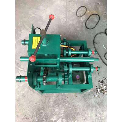 Three axis rounding machine小型卧式滚圆机 方管圆管弯弧机