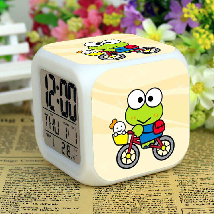 keroppi大眼蛙可洛比学生儿童宿舍用卡通静音床头夜光可充电闹钟