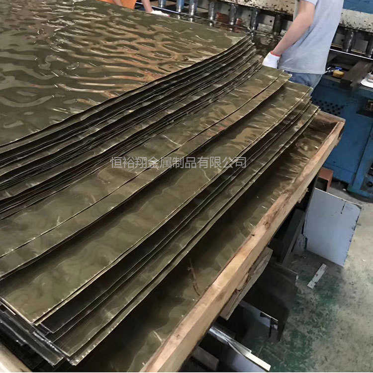 不锈钢水波纹板背景墙饰面板 KTV天花吊顶镜面水波纹板