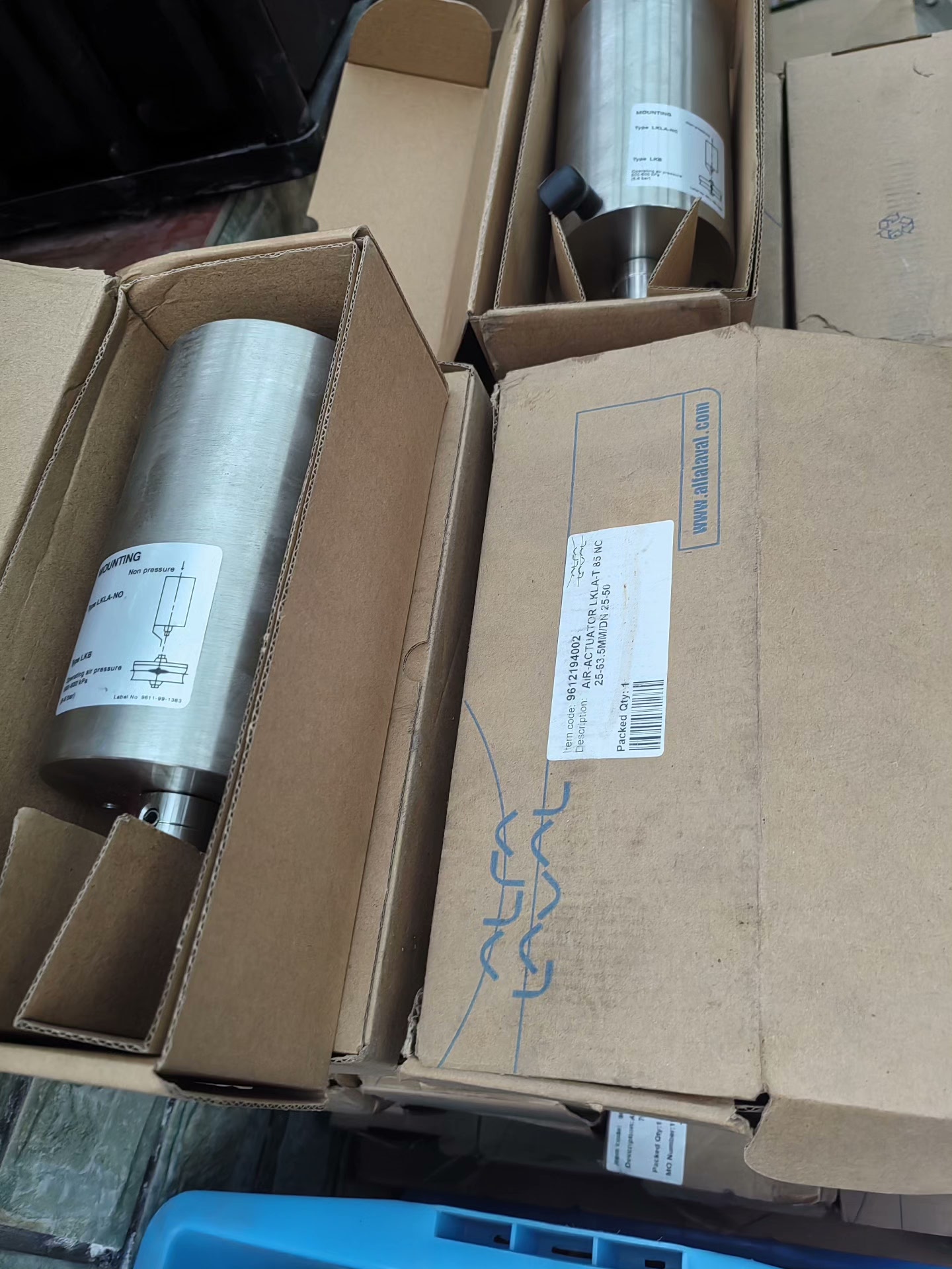 阿法拉伐蝶阀气动头有需要联系，数量31台