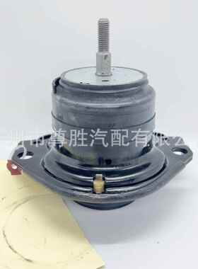 大切诺基发动机前机脚胶11-15款3.0 3.6 前左右机脚胶 68252518AB