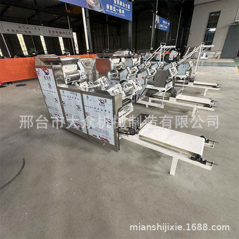 全自动鲜湿面条机商用多功能面食加工一次成型自动切断撒粉压面机
