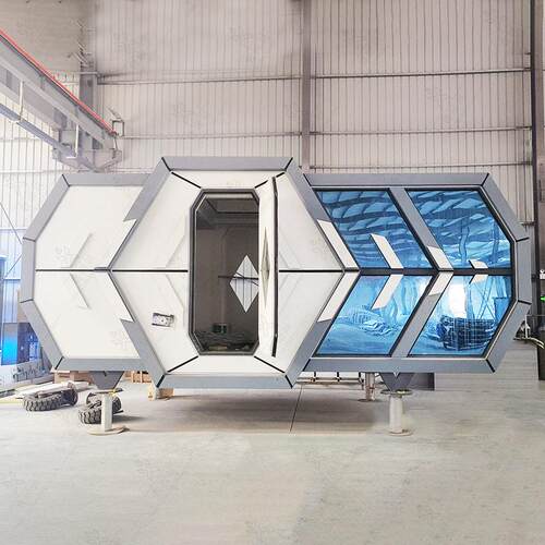 景区星空屋特色住宅创意景观房休闲屋度假酒店顶部透明太空屋