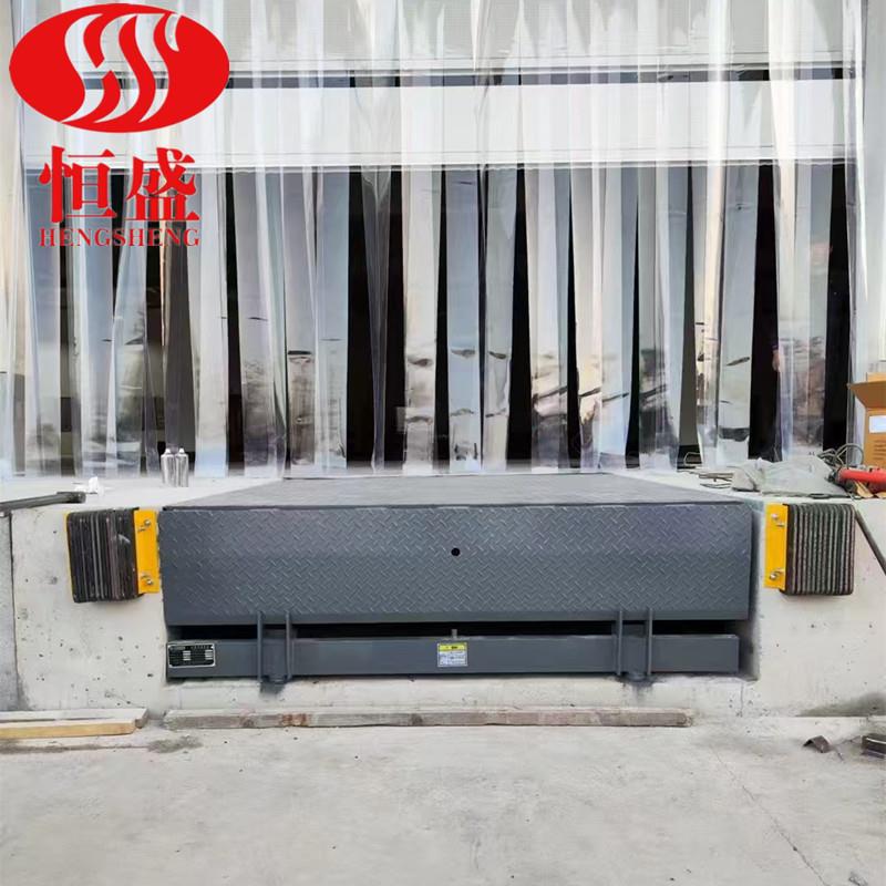 登车桥叉车上下货升降斜坡仓储月台叉车搬运爬梯集装箱装卸货平台