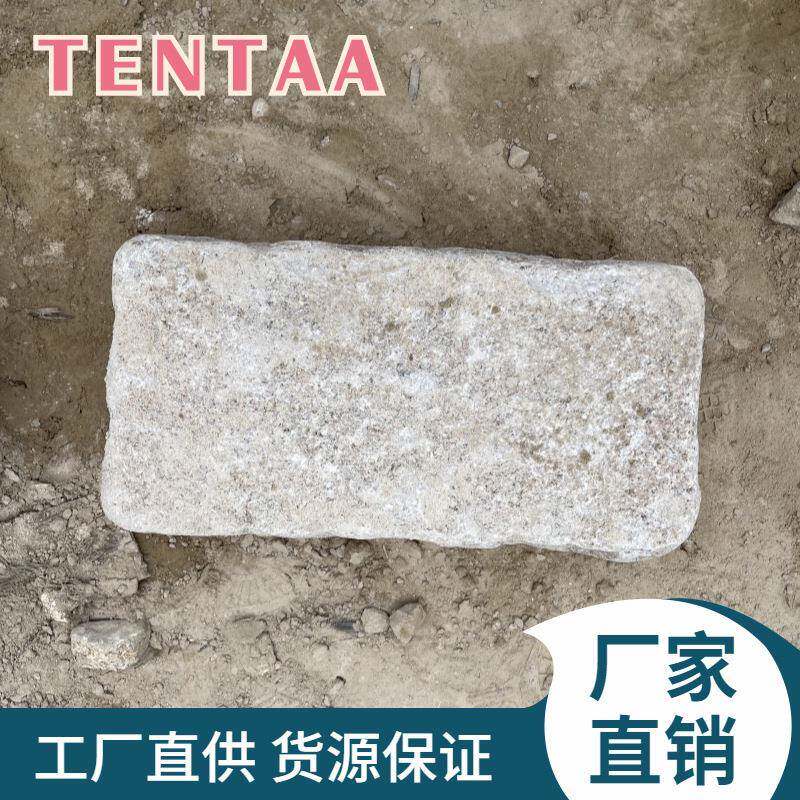 福建G681黄锈石手敲自然面滚磨石小方块马蹄石仿古铺路石围边石材